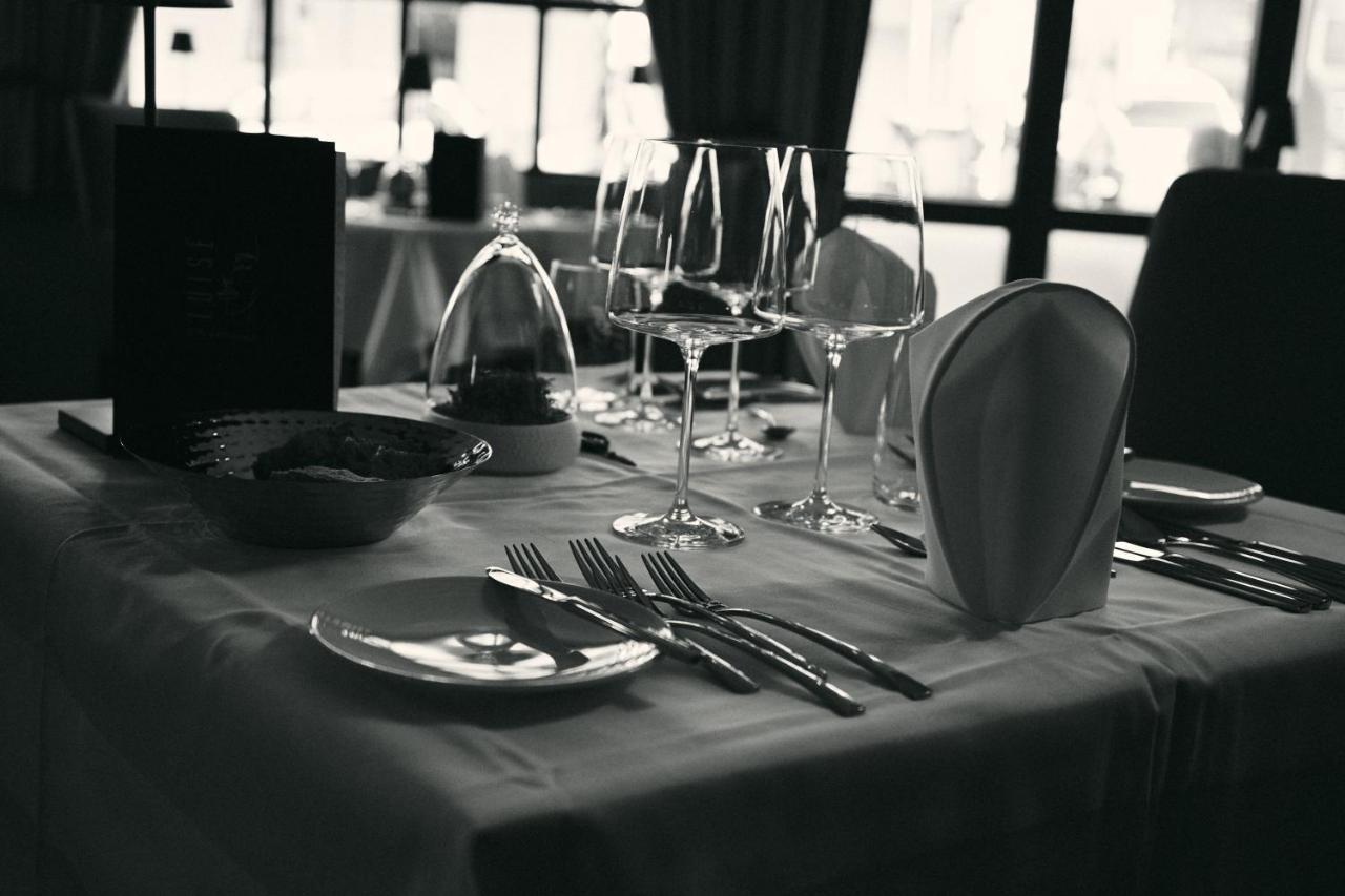 Hotel Restaurant Luise Баденвайлер Экстерьер фото